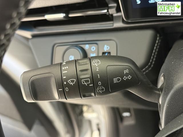 Ford Puma Titanium Solar Silber