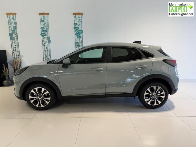 Ford Puma Titanium Cactus Grau