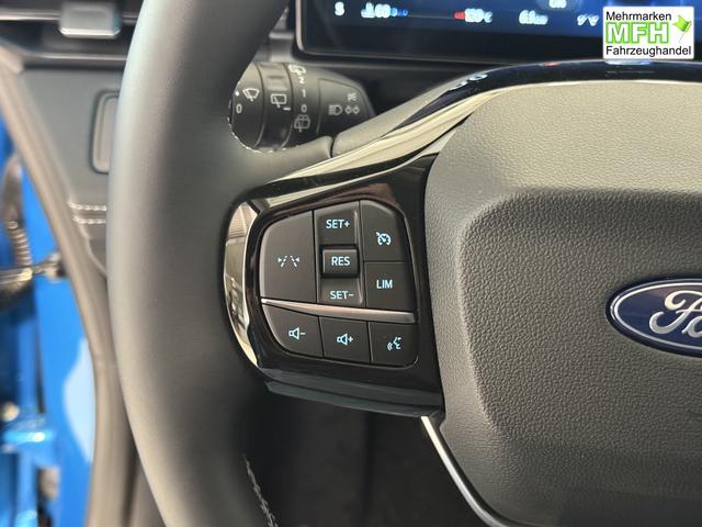 Ford Puma Titanium Digital Aqua Blau