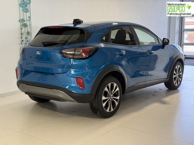 Ford Puma Titanium Digital Aqua Blau