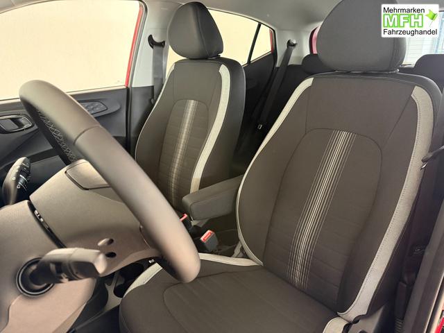 Hyundai i10 Go Plus Dragon Red