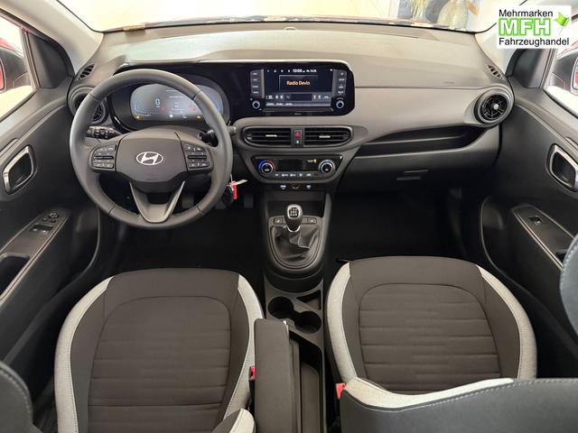 Hyundai i10 Go Plus Dragon Red