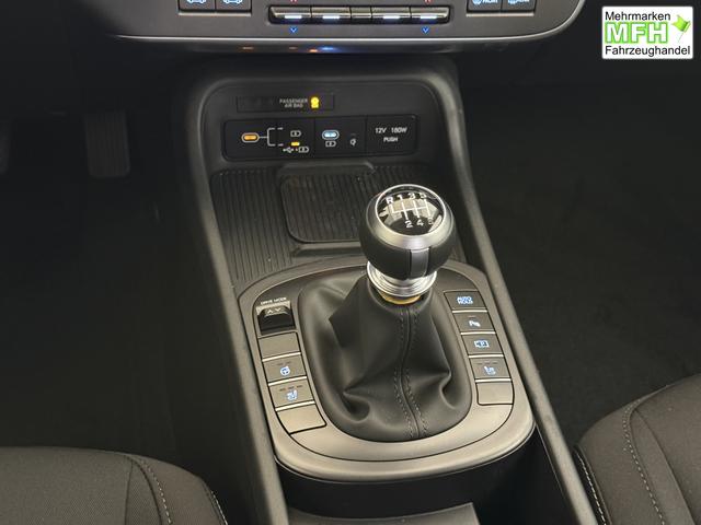 Hyundai Kona GO Plus Atlas White