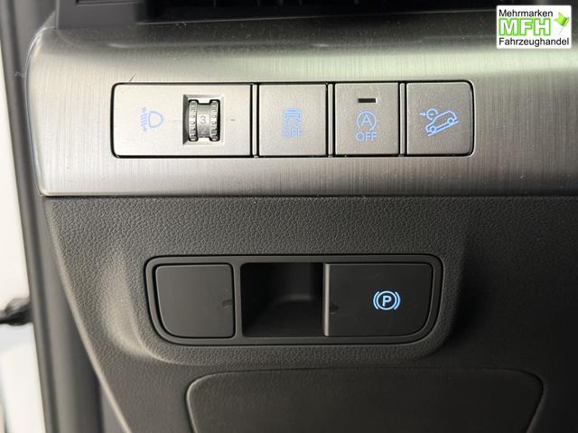 Hyundai Kona GO Plus Atlas White