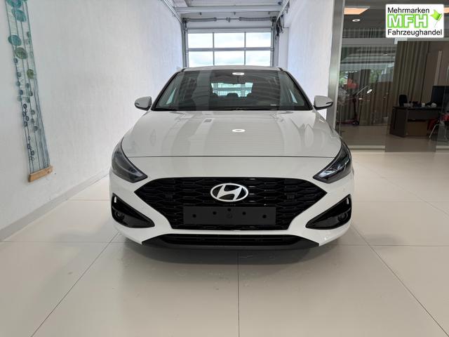 Hyundai i30 GO Serenity White