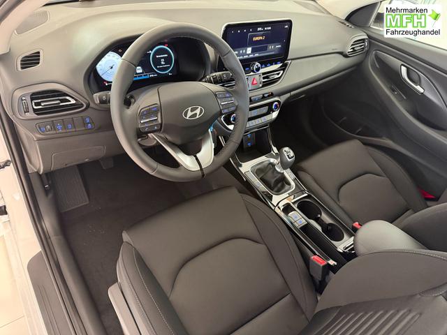 Hyundai i30 GO Serenity White