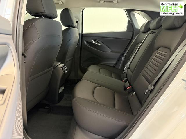 Hyundai i30 GO Serenity White