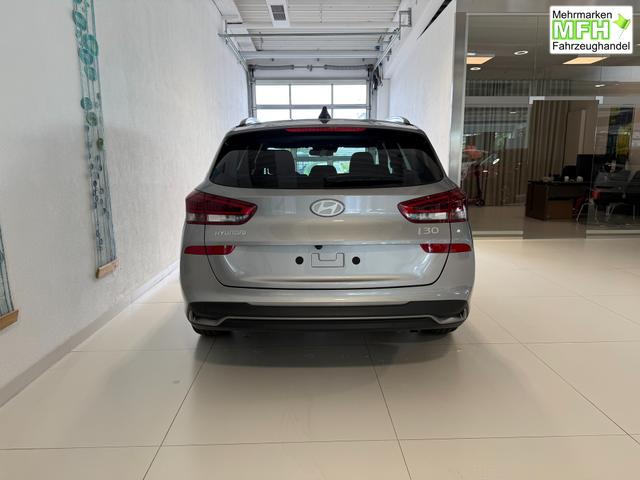 Hyundai i30 Kombi GO Plus Shimmering Silver