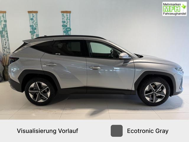 Tucson Ecotronic Gray, Bei den verwendeten Bildern kann es sich um Beispielbilder handeln, ggf. teilweise mit Sonderausstattung.