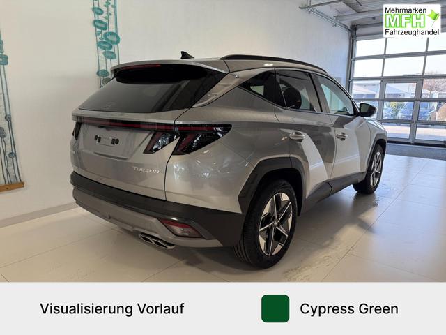 Tucson Cypress Green, Bei den verwendeten Bildern kann es sich um Beispielbilder handeln, ggf. teilweise mit Sonderausstattung.