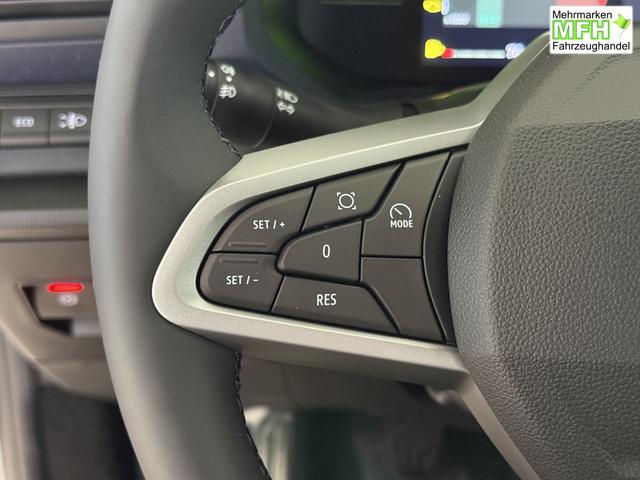 Dacia Bigster Zeder Gruen