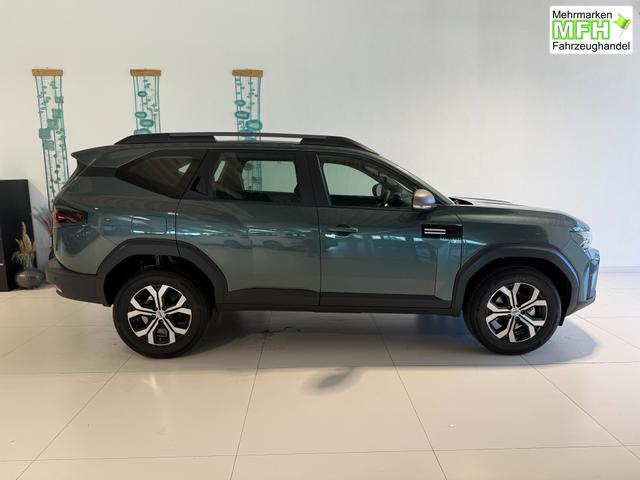 Dacia Bigster Zeder Gruen