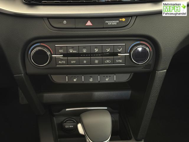 Kia XCEED Blue Flame
