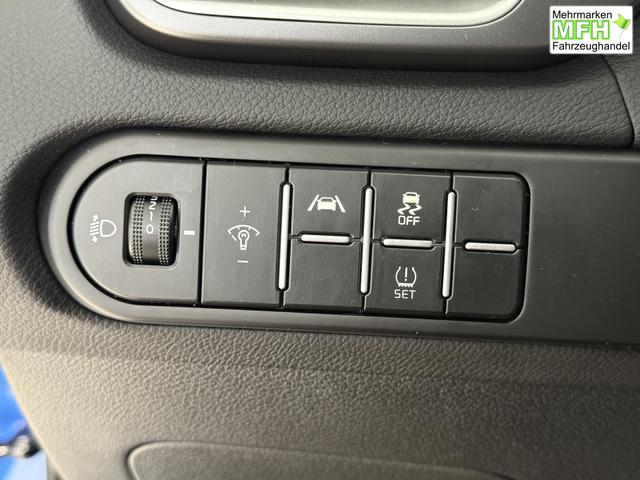 Kia XCEED Blue Flame