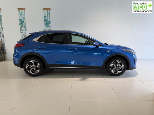 Kia XCEED Blue Flame