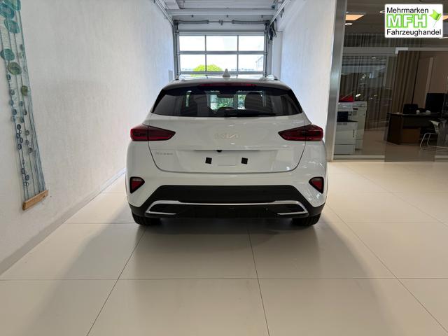 KIA XCEED Deluxe White