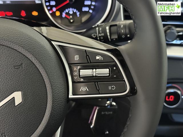 KIA XCEED Deluxe White