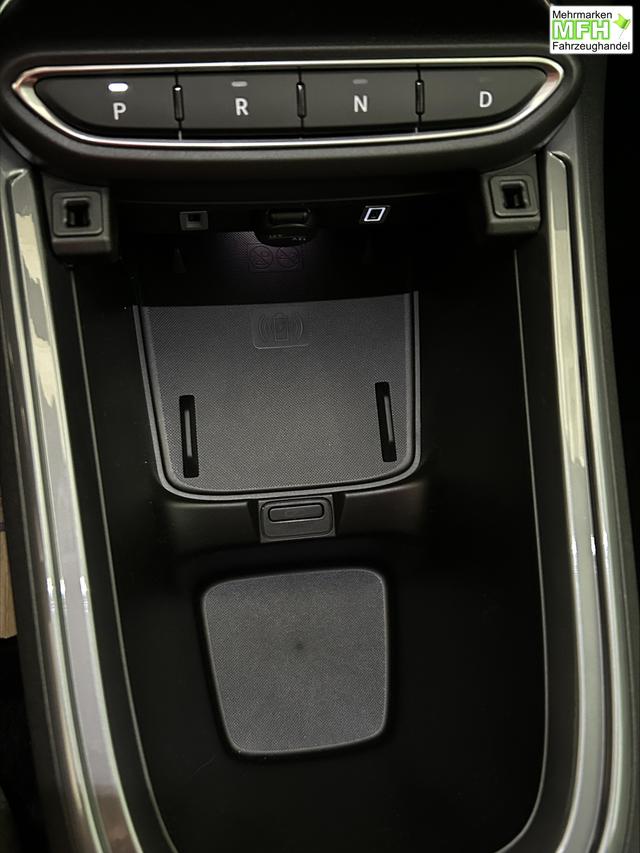 Fiat 600 La Prima Hybrid 1.2 T3 107 kW (145 PS) DCT, Winterpaket, Dolce Vita Paket, Ledersitze Canneloni, Chrom Akzente, Klimaautomatik, Einparkhilfe hinten, LED-Scheinwerfer, Volldigitales Kombiinstrument, Fernlichtassistent, uvm. 