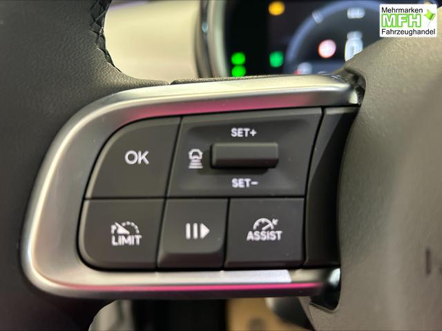 Fiat 600 La Prima Hybrid 1.2 T3 107 kW (145 PS) DCT, Winterpaket, Dolce Vita Paket, Ledersitze Canneloni, Chrom Akzente, Klimaautomatik, Einparkhilfe hinten, LED-Scheinwerfer, Volldigitales Kombiinstrument, Fernlichtassistent, uvm. 