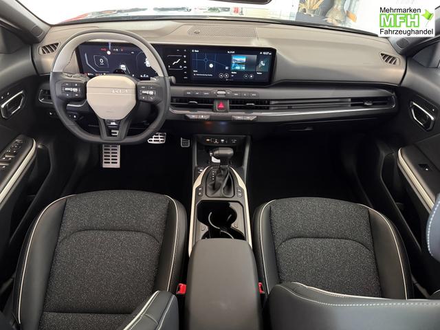 Kia K4