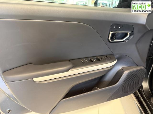 Kia K4
