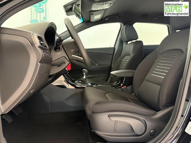 Hyundai i30, Bei den verwendeten Bildern kann es sich um Beispielbilder handeln, ggf. teilweise mit Sonderausstattung.