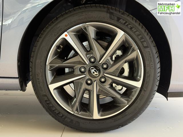 Hyundai i30, Bei den verwendeten Bildern kann es sich um Beispielbilder handeln, ggf. teilweise mit Sonderausstattung.