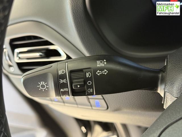 Hyundai i30, Bei den verwendeten Bildern kann es sich um Beispielbilder handeln, ggf. teilweise mit Sonderausstattung.