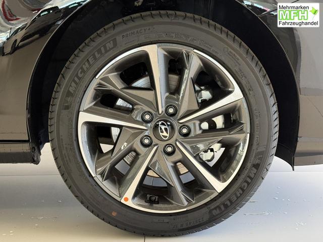 Hyundai i30, Bei den verwendeten Bildern kann es sich um Beispielbilder handeln, ggf. teilweise mit Sonderausstattung.
