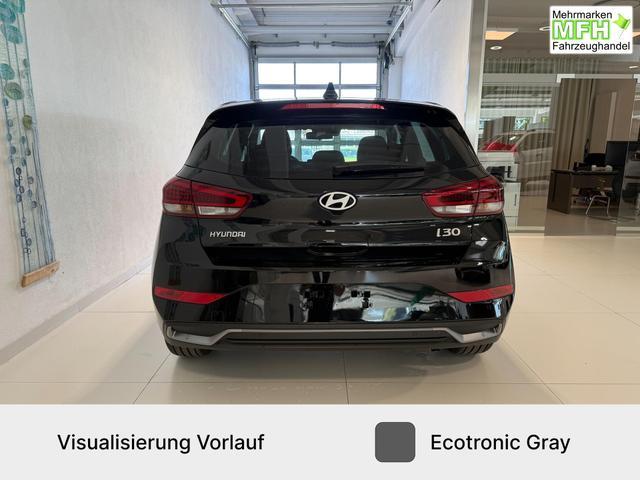Hyundai i30, Bei den verwendeten Bildern kann es sich um Beispielbilder handeln, ggf. teilweise mit Sonderausstattung.