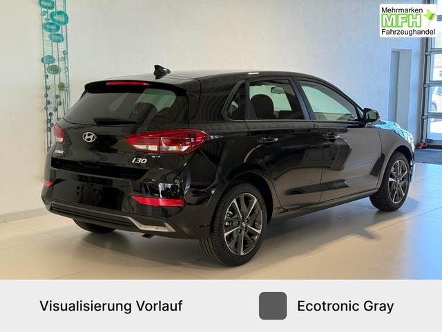 Hyundai i30, Bei den verwendeten Bildern kann es sich um Beispielbilder handeln, ggf. teilweise mit Sonderausstattung.