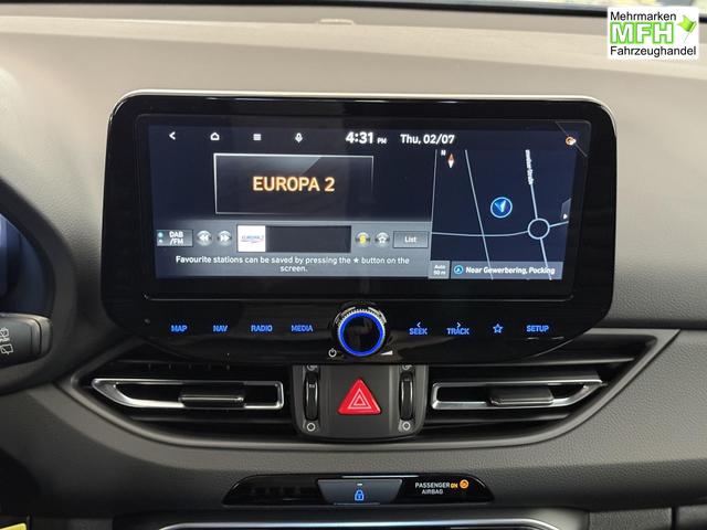 Hyundai i30, Bei den verwendeten Bildern kann es sich um Beispielbilder handeln, ggf. teilweise mit Sonderausstattung.