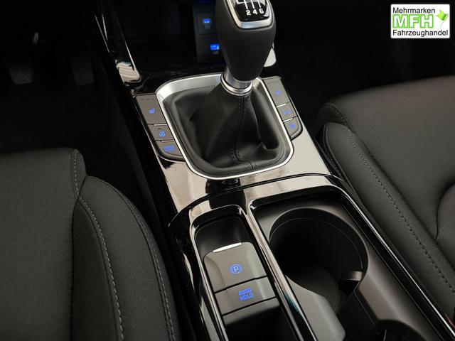 Hyundai i30, Bei den verwendeten Bildern kann es sich um Beispielbilder handeln, ggf. teilweise mit Sonderausstattung.