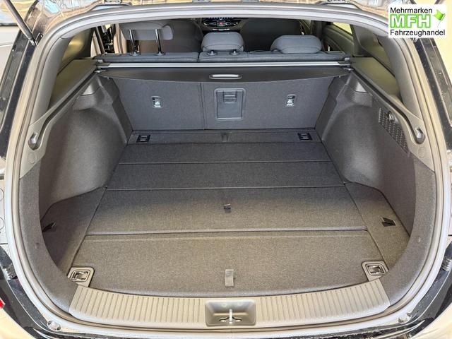 Hyundai i30, Bei den verwendeten Bildern kann es sich um Beispielbilder handeln, ggf. teilweise mit Sonderausstattung.