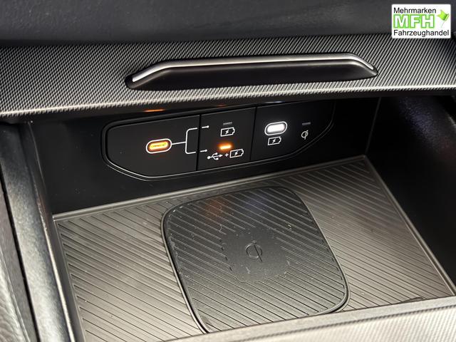 Kia Sportage, Bei den verwendeten Bildern kann es sich um Beispielbilder handeln, ggf. teilweise mit Sonderausstattung.