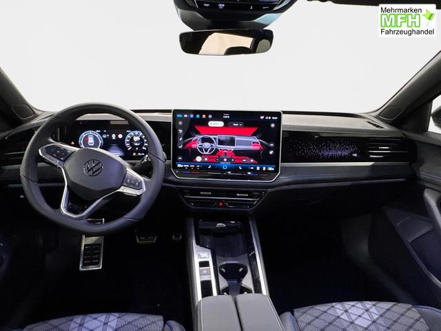 Volkswagen Passat Variant R-Line 2.0 TDI SCR 4Motion 193PS/142kW DSG7 2026 +PANO+AHK+360+BLACK-STYLE 