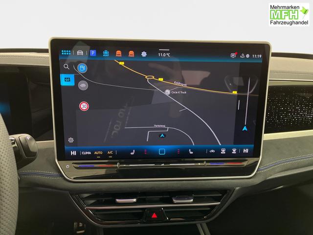 Volkswagen Passat Variant R-Line 2.0 TDI SCR 4Motion 193PS/142kW DSG7 2026 +AHK+360 Area View +Travel Assist und Trailer 