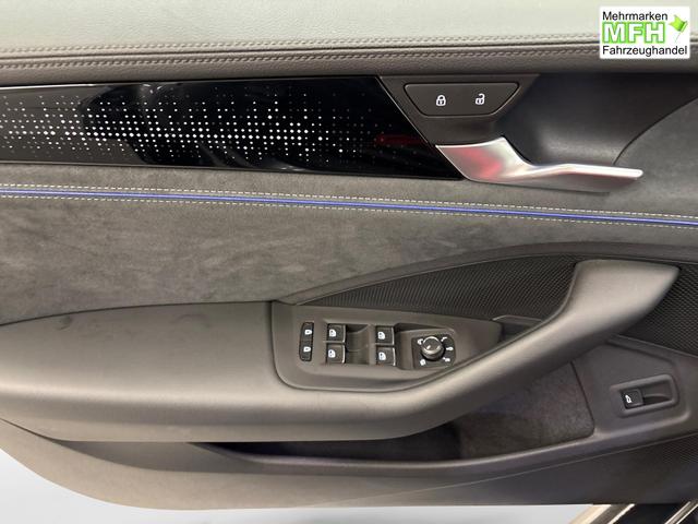 Volkswagen Passat Variant R-Line 2.0 TSI 4Motion 265PS/195kW DSG7 2026 +AHK+PANO+BLACK+360+TRAVEL ASSIST 