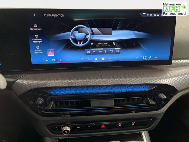 BMW 3er Touring 330i xDrive M Sport 245PS/180kW Steptronic 2026 | +18" ALU +Pano +HiFi-SoundSystem +ACC +Get&ouml;nte Scheiben 
