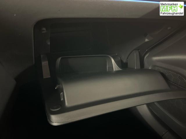 Peugeot e-2008 54kWh 156PS/115kW GT 2026, 401km WLTP | +17" ALU +360-Grad&RFK +W&auml;rmepumpe +Adaptiver Tempomat +Apple CarPlay +SHZ +FULL-LED-Scheinwerfer +Get&ouml;nte Scheiben 