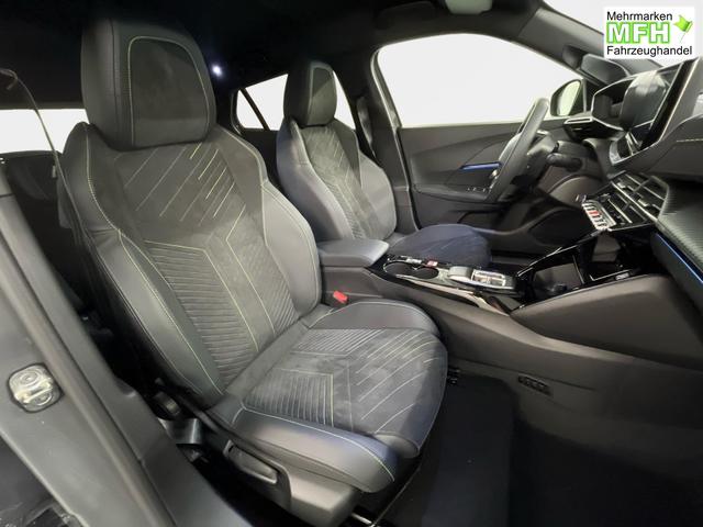 Peugeot e-2008 54kWh 156PS/115kW GT 2026, 401km WLTP | +17" ALU +360-Grad&RFK +W&auml;rmepumpe +Adaptiver Tempomat +Apple CarPlay +SHZ +FULL-LED-Scheinwerfer +Get&ouml;nte Scheiben 