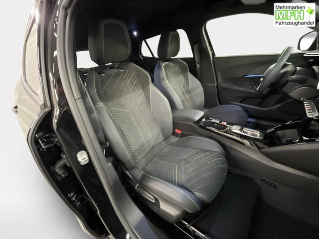 Peugeot e-2008 54kWh 156PS/115kW GT 2026, 401km WLTP | +17" ALU +360-Grad&RFK +W&auml;rmepumpe +Adaptiver Tempomat +Apple CarPlay +SHZ +FULL-LED-Scheinwerfer +Get&ouml;nte Scheiben 