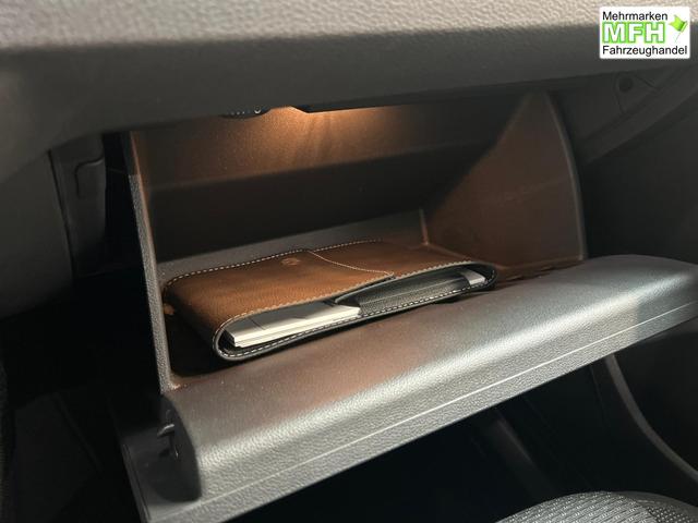 Volkswagen Touran Comfortline Edition 1.5 TSI EVO ACT 150PS/110kW DSG7 2026 | *7-SITZER* +CarPlay +RFK +17"ALU +SHZ. +Get&ouml;nte Scheiben 