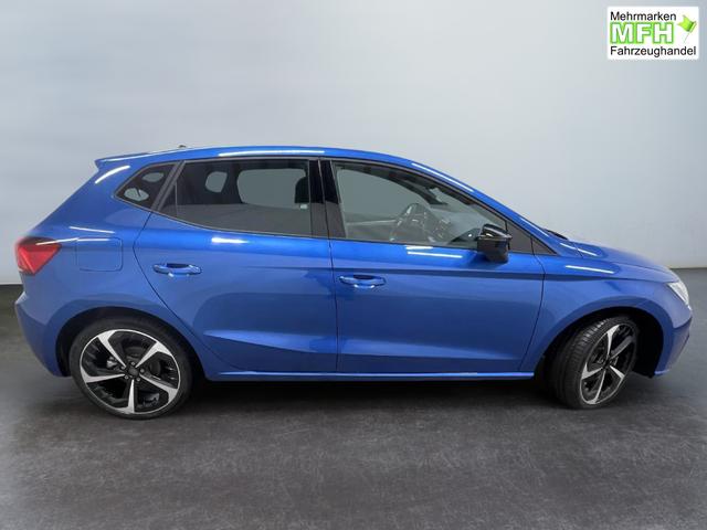 Beispielbilder, ggf. teilweise mit Sonderausstattung