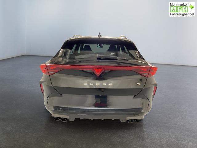 Beispielbilder, ggf. teilweise mit Sonderausstattung