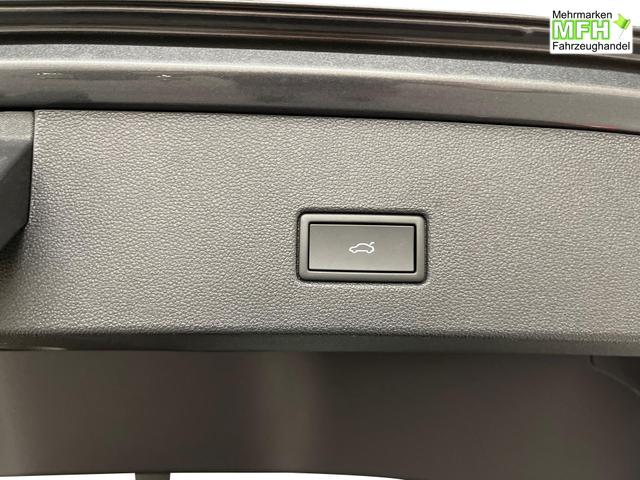 Volkswagen T-Roc Black Edition/Silver Edition 1.5 TSI 150PS/110kW DSG 2025 +Black Paket+19"ALU+MATRIX+PANO 