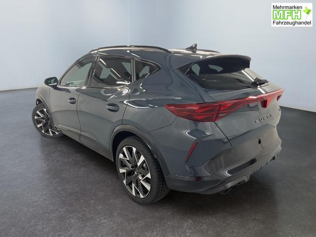 Beispielbilder, ggf. teilweise mit Sonderausstattung