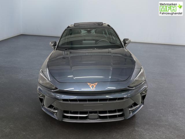 Beispielbilder, ggf. teilweise mit Sonderausstattung