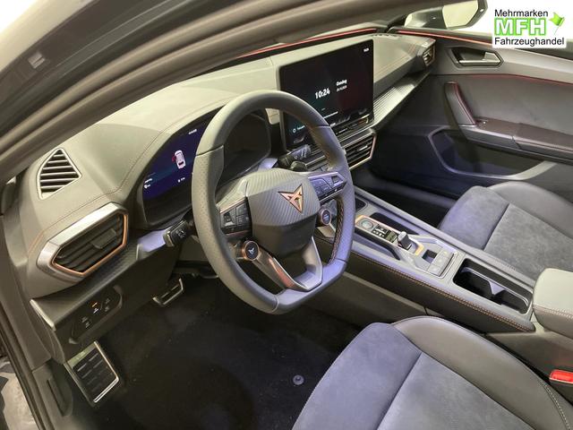 Cupra Leon Sportstourer VZ 2.0 TSI 333PS/245kW 4x4 DSG7 2025 +INT. DRIVE+MATRIX+AHK+Erweiterte Garantie. 