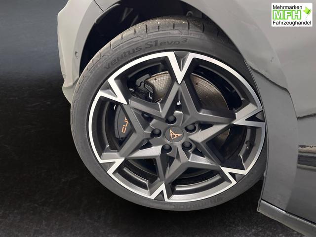Cupra Leon Sportstourer VZ 2.0 TSI 333PS/245kW 4x4 DSG7 2025 +INT. DRIVE+MATRIX+AHK+Erweiterte Garantie. 